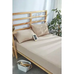 Produkt Béžové napínací bavlněné prostěradlo a povlak na polštář v sadě 180x200 cm – Mila Home