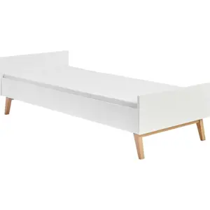 Produkt Bílá dětská postel Pinio Swing, 90 x 200 cm