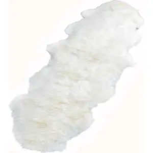 Bílá ovčí kožešina Native Natural Double, 60 x 240 cm