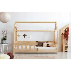 Produkt Domečková dětská postel z borovicového dřeva 70x160 cm Mila MBP - Adeko