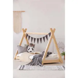 Produkt Domečková postel z borovicového dřeva Adeko Mila TP, 80 x 160 cm