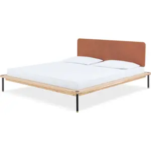 Produkt Hnědá/přírodní dvoulůžková postel z dubového dřeva s roštem 160x200 cm Fina – Gazzda