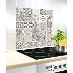 Skleněný kryt na stěnu u sporáku Wenko Splashback Tile