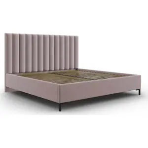 Produkt Světle růžová čalouněná dvoulůžková postel s úložným prostorem s roštem 200x200 cm Casey – Mazzini Beds