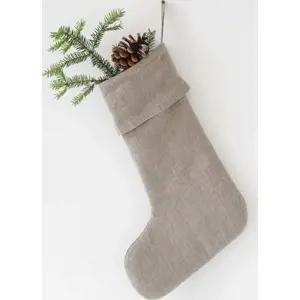 Produkt Vánoční lněná závěsná dekorace Linen Tales Christmas Stocking